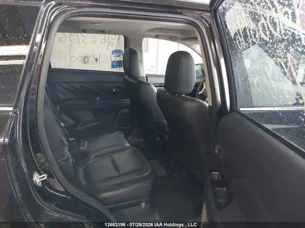 JA4J24A58JZ618500 2018 MITSUBISHI OUTLANDER - Image 8