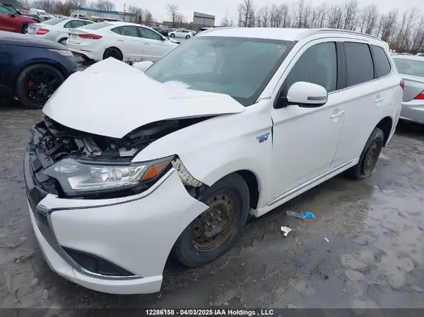 JA4J24A58KZ607952 2019 MITSUBISHI OUTLANDER - Image 2