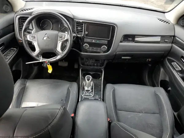JA4J24A59JZ030301 2018 MITSUBISHI OUTLANDER - Image 8