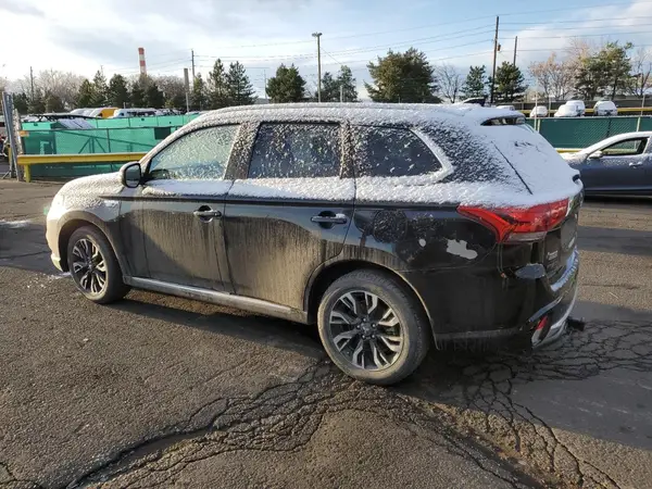 JA4J24A59JZ032078 2018 MITSUBISHI OUTLANDER - Image 2