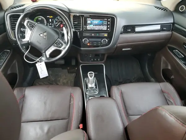JA4J24A59JZ032078 2018 MITSUBISHI OUTLANDER - Image 8