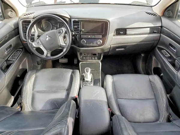 JA4J24A59JZ032128 2018 MITSUBISHI OUTLANDER - Image 8