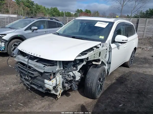 JA4J24A59JZ061323 2018 MITSUBISHI OUTLANDER - Image 2