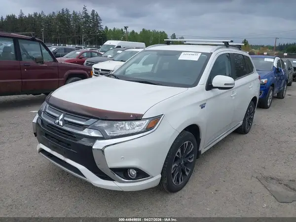 JA4J24A59JZ071866 2018 MITSUBISHI OUTLANDER - Image 2