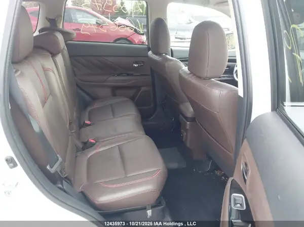 JA4J24A59JZ606579 2018 MITSUBISHI OUTLANDER - Image 8