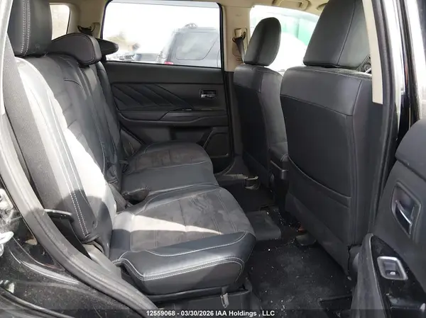 JA4J24A59JZ608915 2018 MITSUBISHI OUTLANDER - Image 8