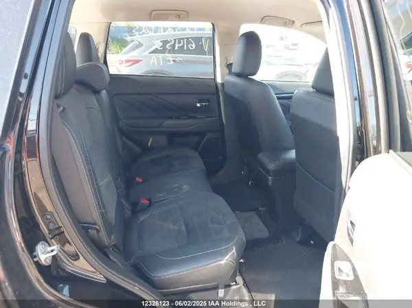 JA4J24A59JZ614536 2018 MITSUBISHI OUTLANDER - Image 8