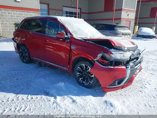 JA4J24A59JZ616853 2018 MITSUBISHI OUTLANDER - Image 1