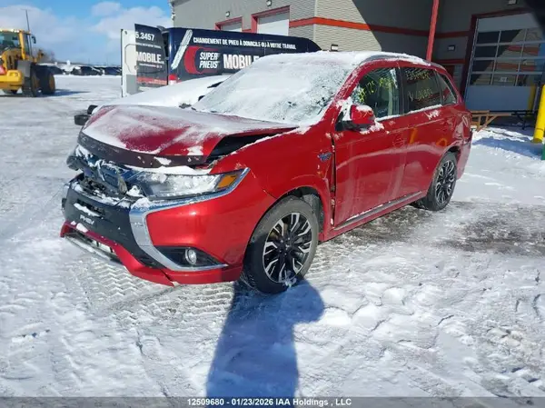 JA4J24A59JZ616853 2018 MITSUBISHI OUTLANDER - Image 2