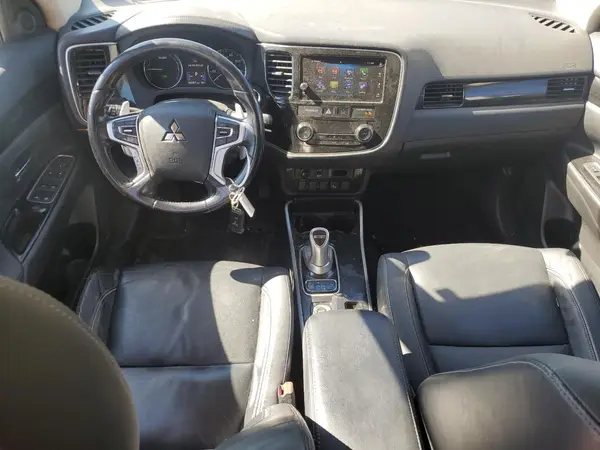 JA4J24A5XJZ071181 2018 MITSUBISHI OUTLANDER - Image 8