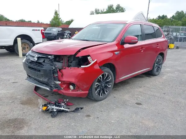 JA4J24A5XJZ619759 2018 MITSUBISHI OUTLANDER - Image 2