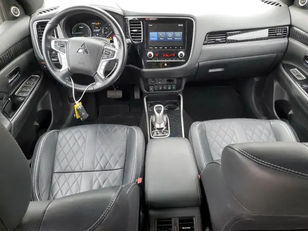 JA4J24A5XLZ009377 2020 MITSUBISHI OUTLANDER - Image 8