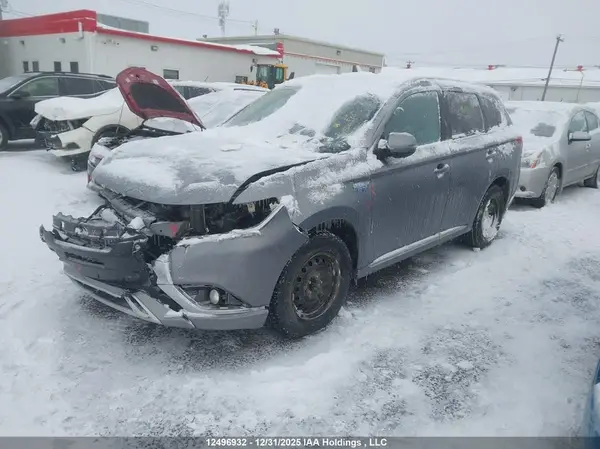 JA4J2VA70MZ600357 2021 MITSUBISHI OUTLANDER - Image 2