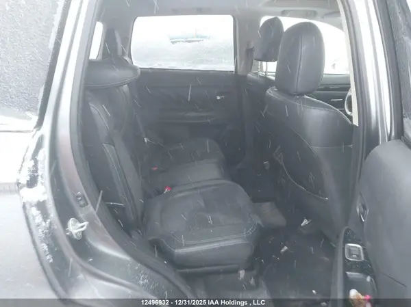 JA4J2VA70MZ600357 2021 MITSUBISHI OUTLANDER - Image 8
