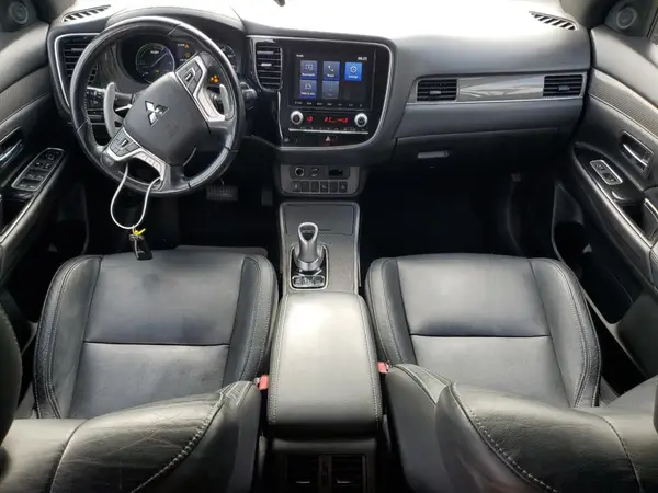 JA4J2VA72NZ026832 2022 MITSUBISHI OUTLANDER - Image 8