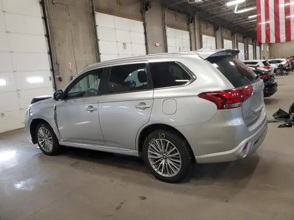 JA4J2VA72NZ032923 2022 MITSUBISHI OUTLANDER - Image 2