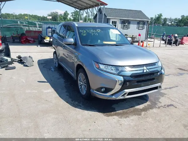 JA4J2VA72NZ051052 2022 MITSUBISHI OUTLANDER - Image 1