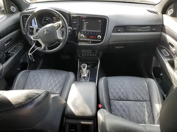 JA4J2VA73MZ000769 2021 MITSUBISHI OUTLANDER - Image 8