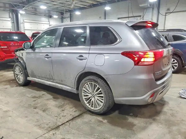 JA4J2VA73NZ027794 2022 MITSUBISHI OUTLANDER - Image 2