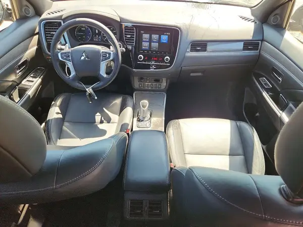 JA4J2VA74MZ000618 2021 MITSUBISHI OUTLANDER - Image 8