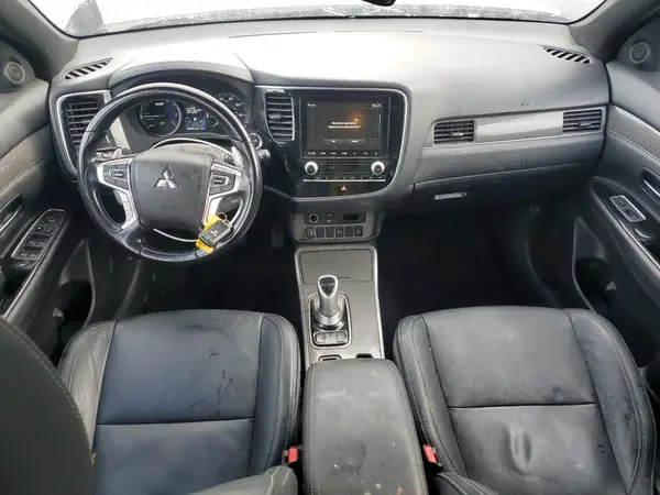 JA4J2VA74NZ028906 2022 MITSUBISHI OUTLANDER - Image 8