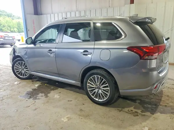JA4J2VA74NZ030204 2022 MITSUBISHI OUTLANDER - Image 2