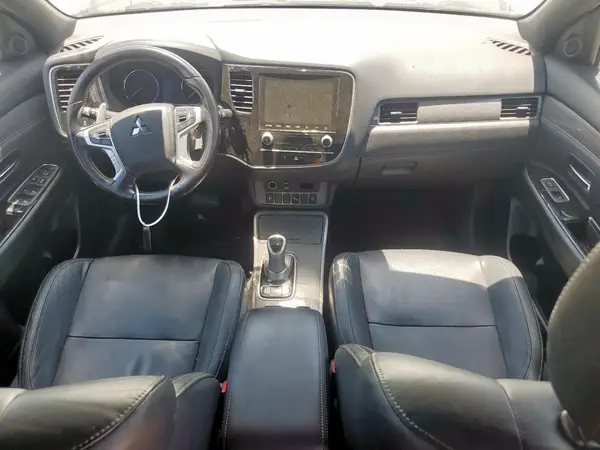 JA4J2VA74NZ064594 2022 MITSUBISHI OUTLANDER - Image 8