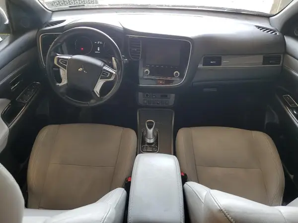 JA4J2VA75NZ034603 2022 MITSUBISHI OUTLANDER - Image 8