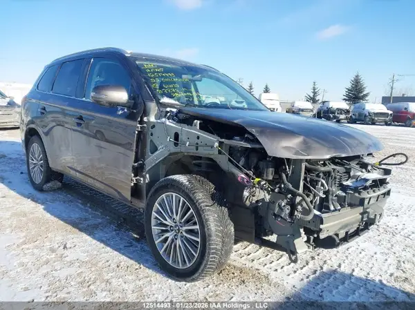 JA4J2VA76NZ612188 2022 MITSUBISHI OUTLANDER - Image 1