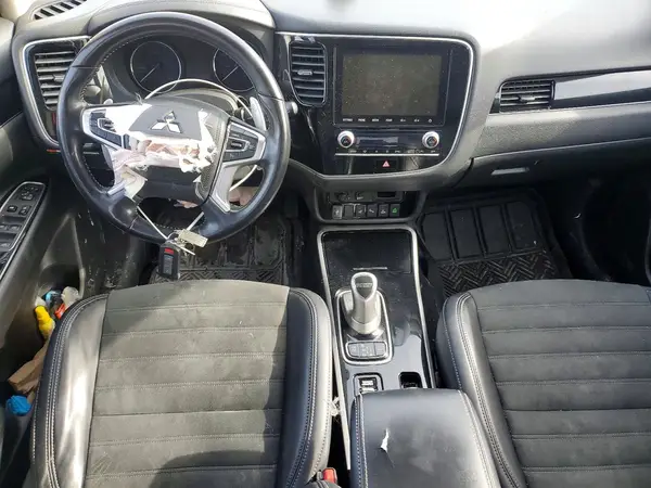 JA4J2VA76NZ617147 2022 MITSUBISHI OUTLANDER - Image 8