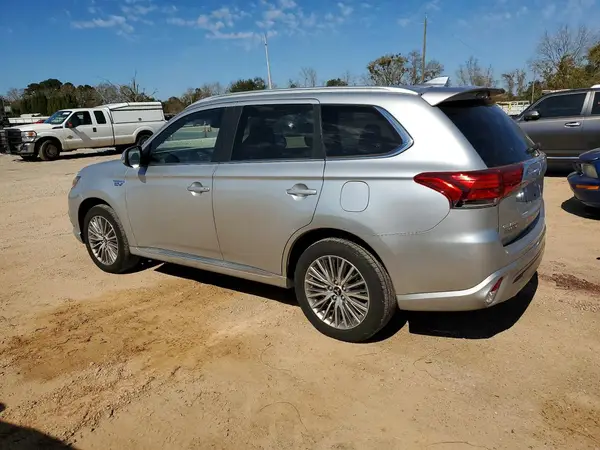 JA4J2VA77MZ000855 2021 MITSUBISHI OUTLANDER - Image 2