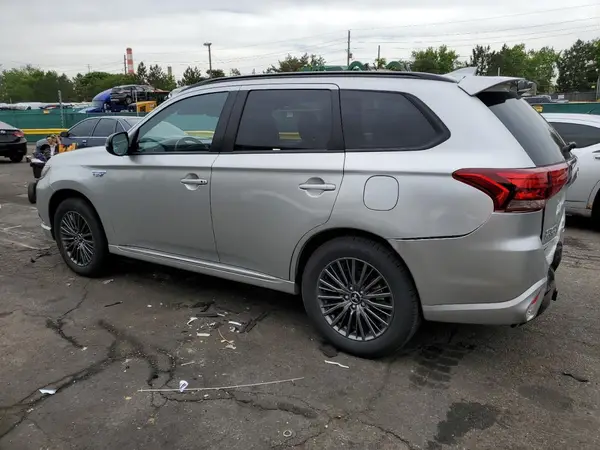 JA4J2VA77NZ022209 2022 MITSUBISHI OUTLANDER - Image 2