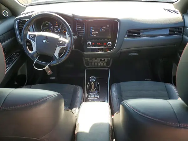 JA4J2VA78MZ000671 2021 MITSUBISHI OUTLANDER - Image 8