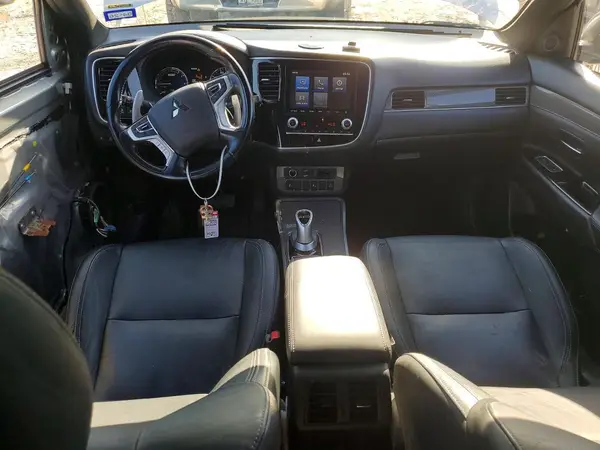 JA4J2VA78NZ028875 2022 MITSUBISHI OUTLANDER - Image 8
