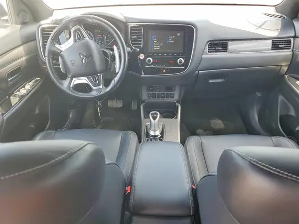 JA4J2VA78NZ035227 2022 MITSUBISHI OUTLANDER - Image 8