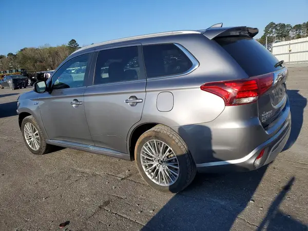 JA4J2VA78NZ049399 2022 MITSUBISHI OUTLANDER - Image 2