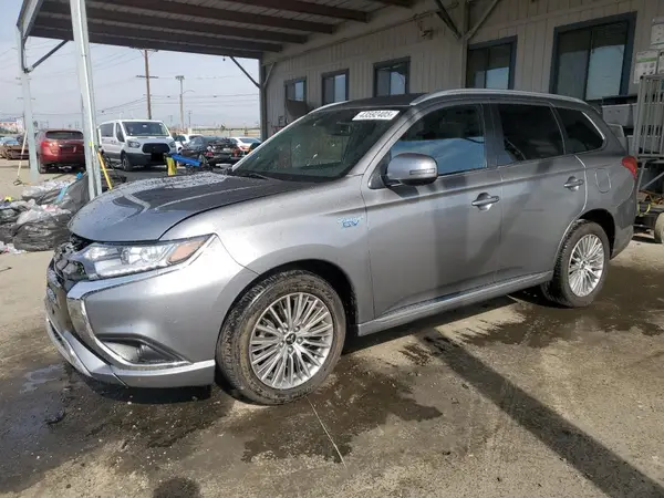 JA4J2VA78NZ065523 2022 MITSUBISHI OUTLANDER - Image 1