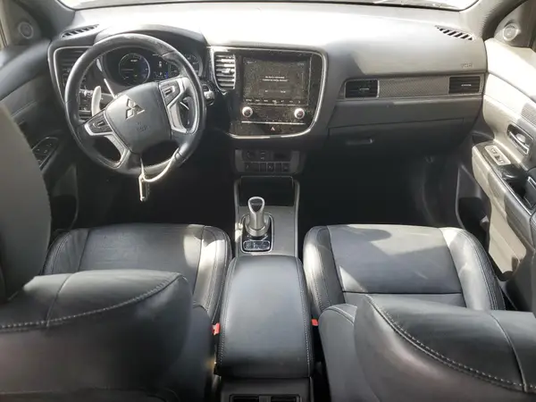 JA4J2VA78NZ065523 2022 MITSUBISHI OUTLANDER - Image 8
