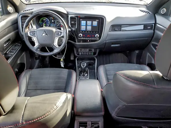 JA4J2VA7XMZ000574 2021 MITSUBISHI OUTLANDER - Image 8