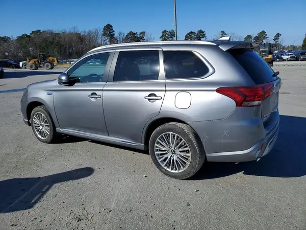 JA4J2VA7XNZ030210 2022 MITSUBISHI OUTLANDER - Image 2