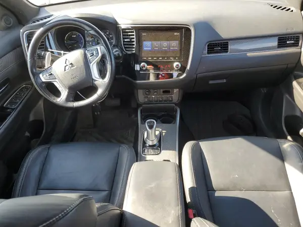 JA4J2VA7XNZ032765 2022 MITSUBISHI OUTLANDER - Image 8