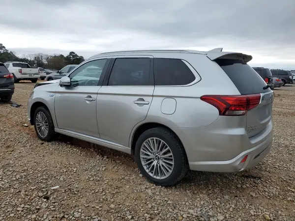 JA4J2VA7XNZ035567 2022 MITSUBISHI OUTLANDER - Image 2