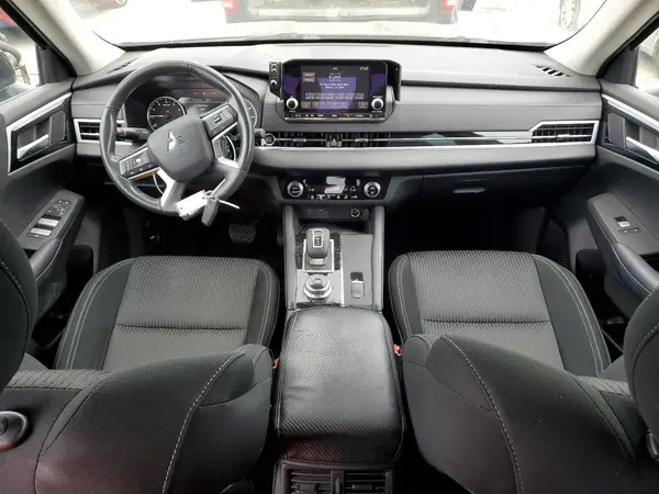 JA4J3TA80PZ028141 2023 MITSUBISHI OUTLANDER - Image 8