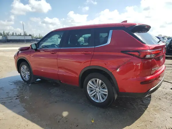 JA4J3TA80PZ028429 2023 MITSUBISHI OUTLANDER - Image 2