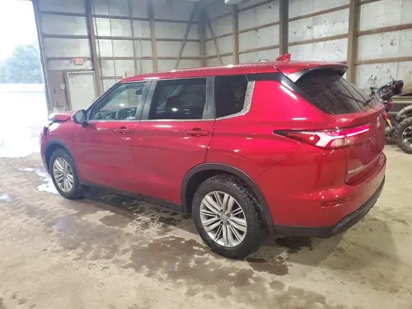 JA4J3TA81NZ015010 2022 MITSUBISHI OUTLANDER - Image 2