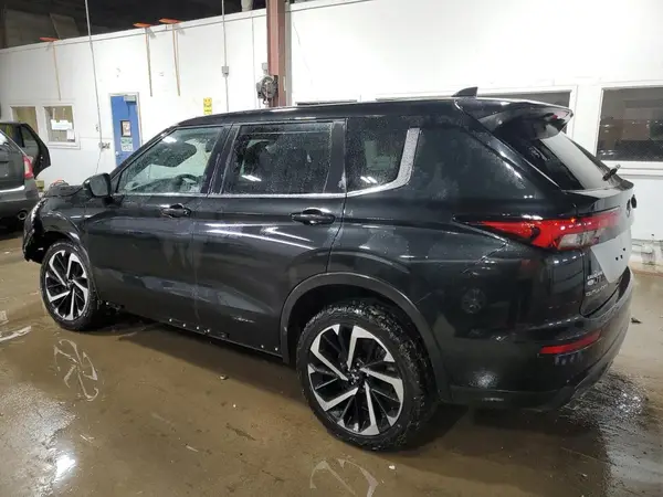 JA4J3TA83NZ008107 2022 MITSUBISHI OUTLANDER - Image 2