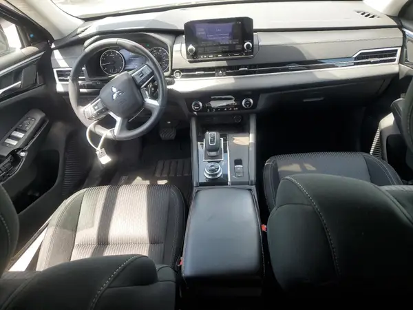 JA4J3TA83NZ015641 2022 MITSUBISHI OUTLANDER - Image 8