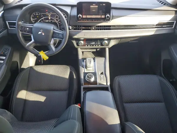 JA4J3TA83NZ023917 2022 MITSUBISHI OUTLANDER - Image 8