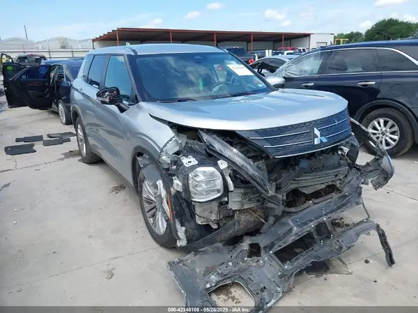 JA4J3TA84NZ015888 2022 MITSUBISHI OUTLANDER - Image 1