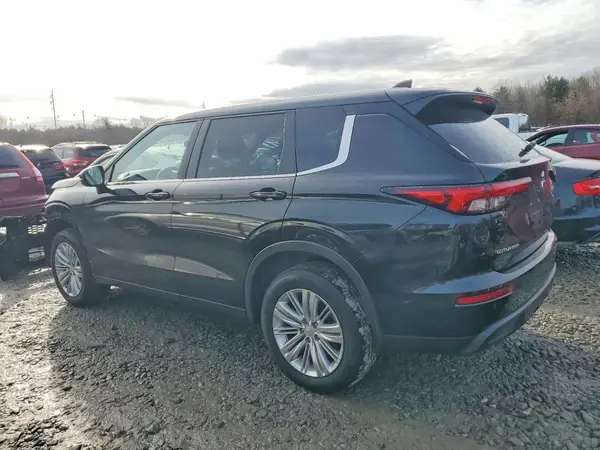 JA4J3TA84NZ035008 2022 MITSUBISHI OUTLANDER - Image 2